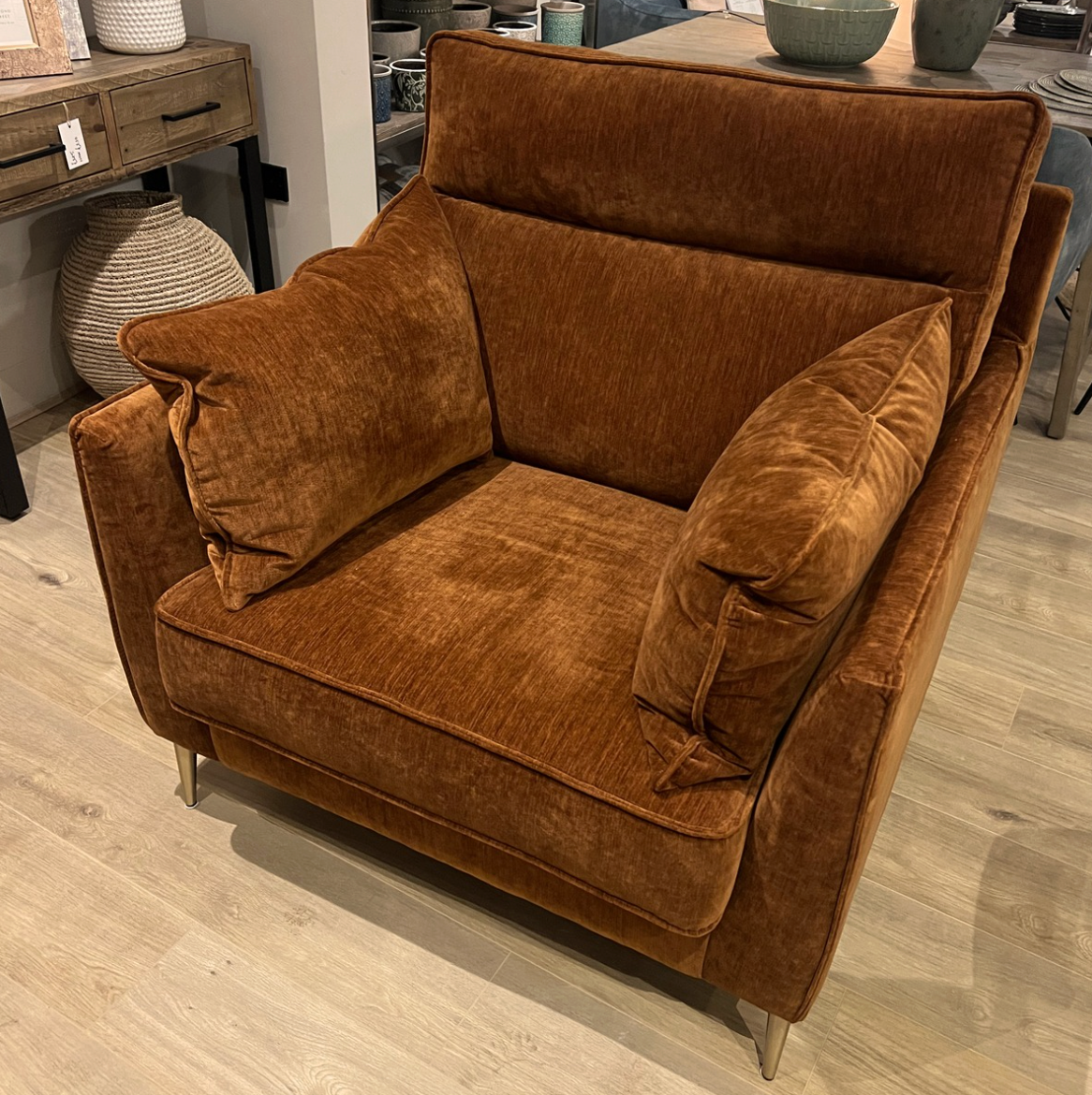 EX-DISPLAY | Alice Armchair - Rust